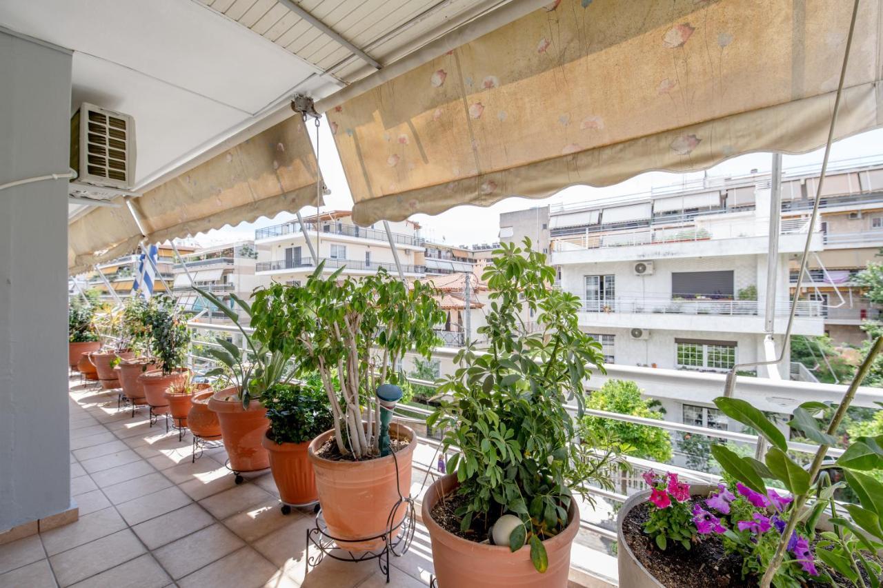 Evie'S Cozy Apartment Atene Esterno foto