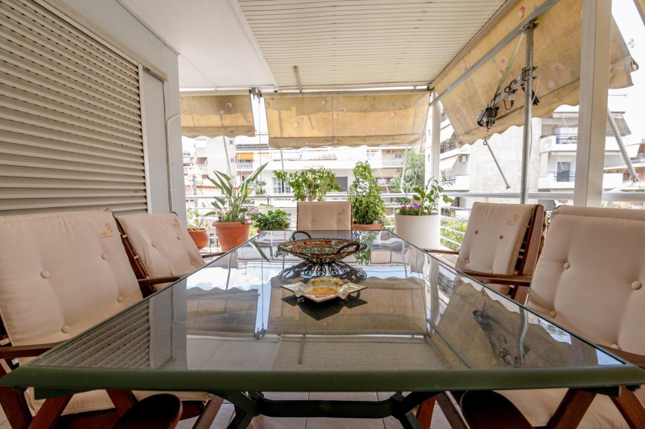 Evie'S Cozy Apartment Atene Esterno foto